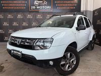 Usata Dacia Duster Lauréate 110 CV (80 kW) 2015 Bianco SUV