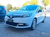 Usata Renault Scenic E-Tech XMOD 110 CV (80 kW) 2015 Bianco Monovolume