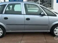 Usata Opel Meriva 101 CV (74 kW) 2005 Grigio Monovolume