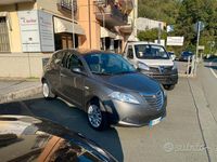 Usata Lancia Ypsilon Silver 69 CV (50 kW) 2013 Marrone Utilitaria