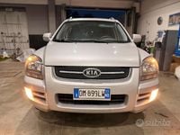 Usata Kia Sportage Active 141 CV (103 kW) 2008 Grigio SUV