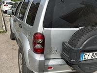 Usata Jeep Cherokee 163 CV (119 kW) 2006 Grigio SUV