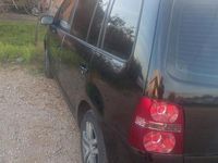 Begagnad VW Touran 102 HK (75 kW) 2009 Svart Minibuss