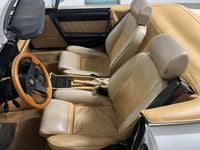 Usata Alfa Romeo Spider 126 CV (92 kW) 1990 Bianco Cabrio