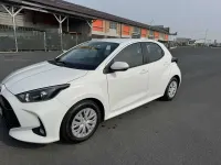 Usata Toyota Yaris Hybrid 92 CV (67 kW) 2023 Bianco Berlina