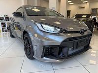 Nuova Toyota Yaris 280 CV (205 kW) 2026 Gray Utilitaria