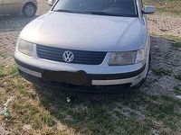 Usata VW Passat Highline 150 CV (110 kW) 1998 Argento Berlina