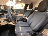 Usata Peugeot 208 Allure 102 CV (75 kW) 2021 Grigio Utilitaria