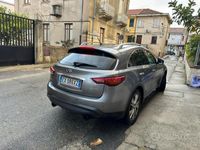 usata Infiniti QX70 3.0 240CV