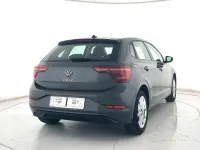 Usata VW Polo Style 95 CV (69 kW) 2023 Grigio Utilitaria