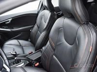 Usata Volvo V40 Ocean Race 120 CV (88 kW) 2016 Grigio Berlina