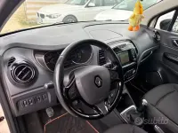 Usata Renault Captur 90 CV (66 kW) 2013 Beige SUV