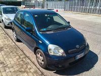 Usata Toyota Yaris Sol 87 CV (63 kW) 2003 Blu Berlina