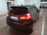Usata Ford Fiesta Titanium 86 CV (63 kW) 2017 Grigio Utilitaria