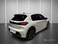 Usata Peugeot 208 GT 131 CV (96 kW) 2023 Bianco Utilitaria