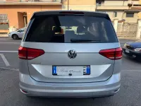 Usata VW Touran Business 116 CV (85 kW) 2018 Argento Monovolume