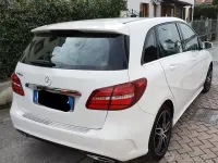 Usata Mercedes B180 Premium 109 CV (80 kW) 2017 Bianco Utilitaria