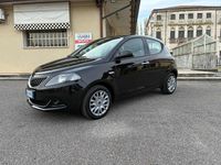 Usata Lancia Ypsilon Gold 69 CV (50 kW) 2023 Nero Utilitaria