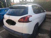 Usata Peugeot 2008 75 CV (55 kW) 2017 Bianco SUV
