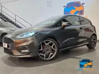 Usata Ford Fiesta ST 205 CV (150 kW) 2021 Grigio Utilitaria