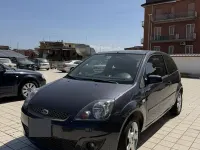 Usata Ford Fiesta Ghia 68 CV (50 kW) 2007 Utilitaria