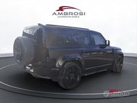 Usata Land Rover Defender SE 200 CV (147 kW) 2023 Nero SUV