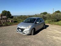 Usata Peugeot 208 Active 68 CV (50 kW) 2014 Utilitaria