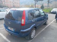 Usata Ford Fusion 80 CV (58 kW) 2006 Blu/azzurro Utilitaria
