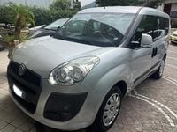 Usata Fiat Doblò Dynamic 120 CV (88 kW) 2013 Argento Monovolume