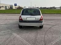Usata Renault Clio II 98 CV (72 kW) 2002 Berlina