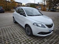 Usata Lancia Ypsilon Gold 69 CV (50 kW) 2021 Utilitaria