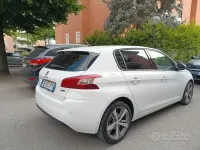 Usata Peugeot 308 Active 120 CV (88 kW) 2016 Bianco Berlina