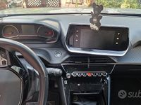 Usata Peugeot 2008 100 kW (136 CV) 2021 Grigio SUV