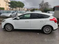 Usata Ford Focus Titanium 115 CV (84 kW) 2011 Bianco Berlina