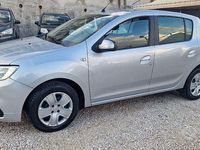 Usata Dacia Sandero Comfort 75 CV (55 kW) 2020 Argento Berlina