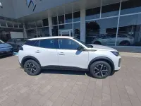Nuova Peugeot 2008 Style 136 CV (100 kW) 2026 Bianco okenite SUV