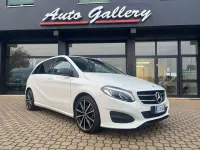 Usata Mercedes B200 136 CV (100 kW) 2018 Bianco Utilitaria