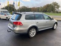 Usata VW Passat Alltrack Business 140 CV (102 kW) 2013 Argento Station wagon