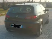 Usata Alfa Romeo 147 105 CV (77 kW) 2008 Grigio Utilitaria