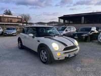 Begagnad Mini ONE 88 HK (64 kW) 2006 Beige Halvkombi