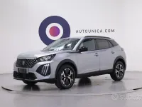 Usata Peugeot 2008 Allure 136 CV (100 kW) 2025 Grigio SUV