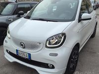 Usata Smart ForFour Passion 71 CV (52 kW) 2015 Bianco Utilitaria