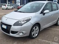 Usata Renault Scénic III Luxe 130 CV (95 kW) 2012 Grigio Monovolume