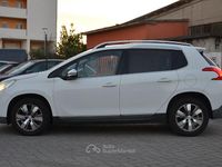 Usata Peugeot 2008 Allure 82 CV (60 kW) 2015 Bianco SUV