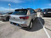 Usata VW T-Roc 150 CV (110 kW) 2024 Grigio SUV