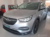 Usata Opel Grandland X Ultimate 131 CV (96 kW) 2019 Grigio SUV