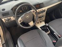 Usata Opel Astra Cabriolet 105 CV (77 kW) 2006 Grigio Cabrio