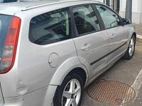 Usata Ford Focus Style 90 CV (66 kW) 2007 Grigio Station wagon