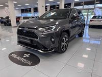 Usata Toyota RAV4 Hybrid Style 306 CV (225 kW) 2021 Grigio SUV