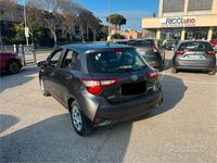 usata Toyota Yaris Hybrid Yaris 1.5 Hybrid 5 porte Business